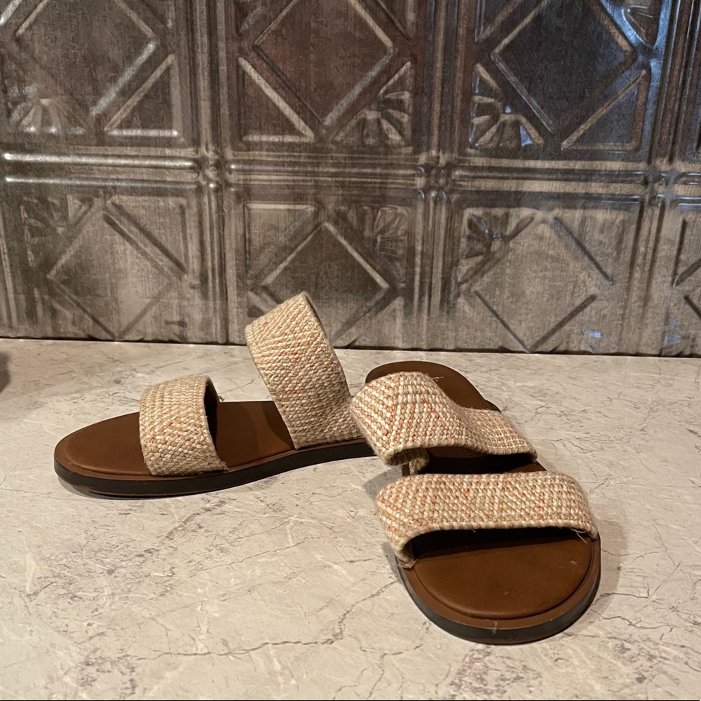 Sanuk slip on sandals